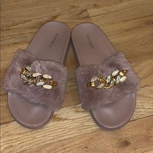 cute faux fur mauve sides